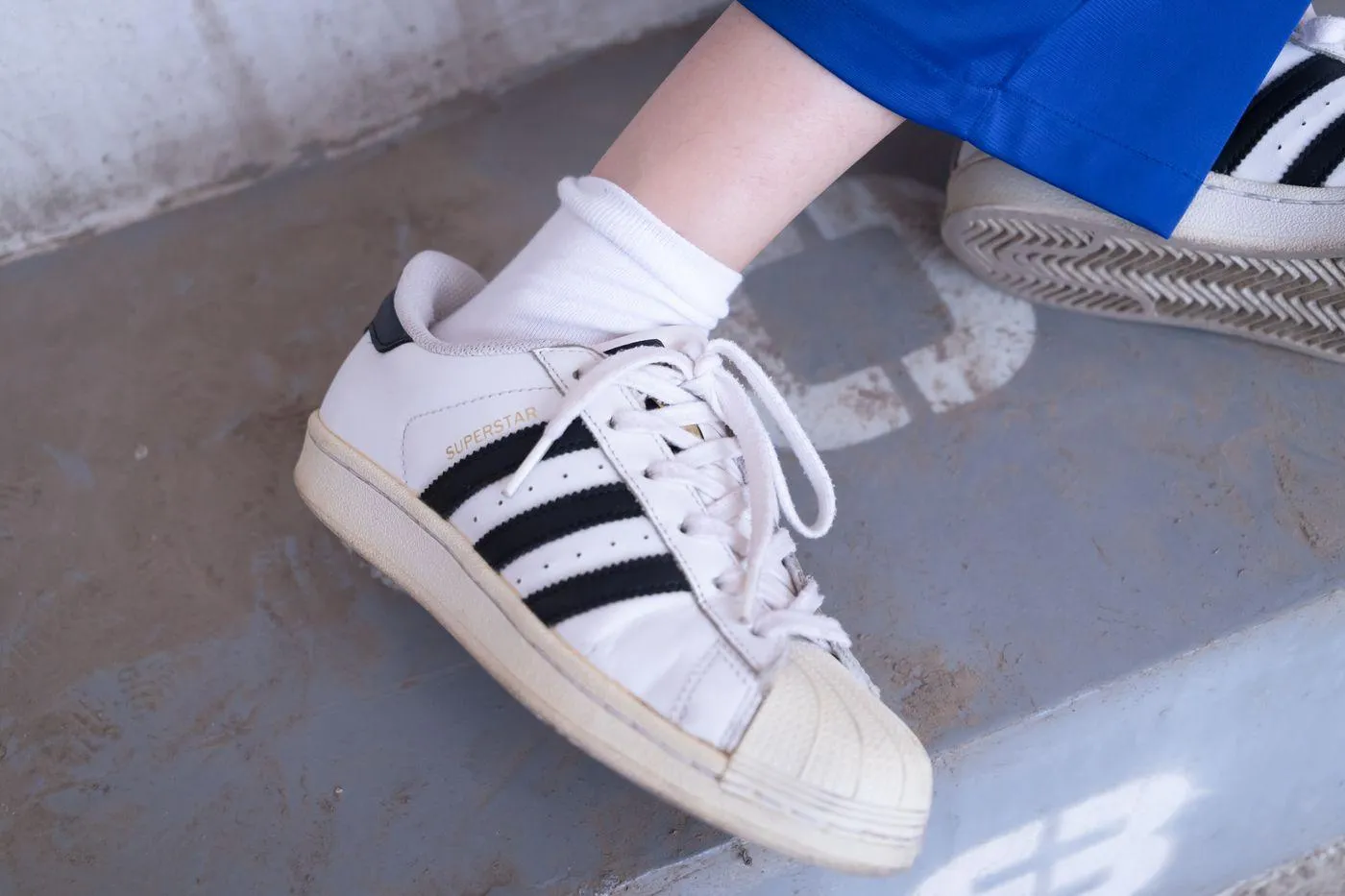 [BoBoSocks袜啵啵]NO.002 稚予-校服、贝壳头、白棉袜、裸足 [139P]插图